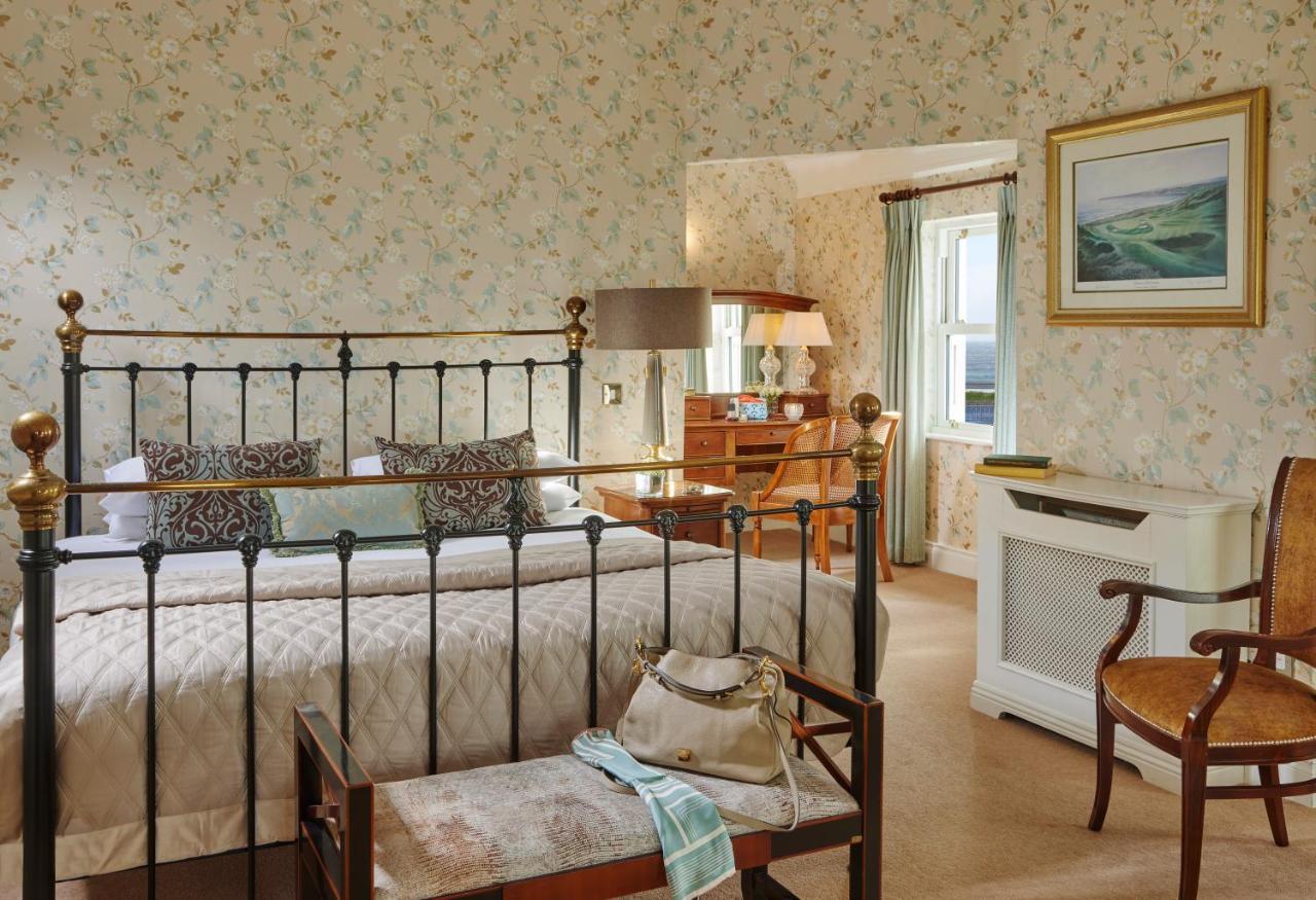 Red Cliff Lodge スパニッシュ・ポイント エクステリア 写真