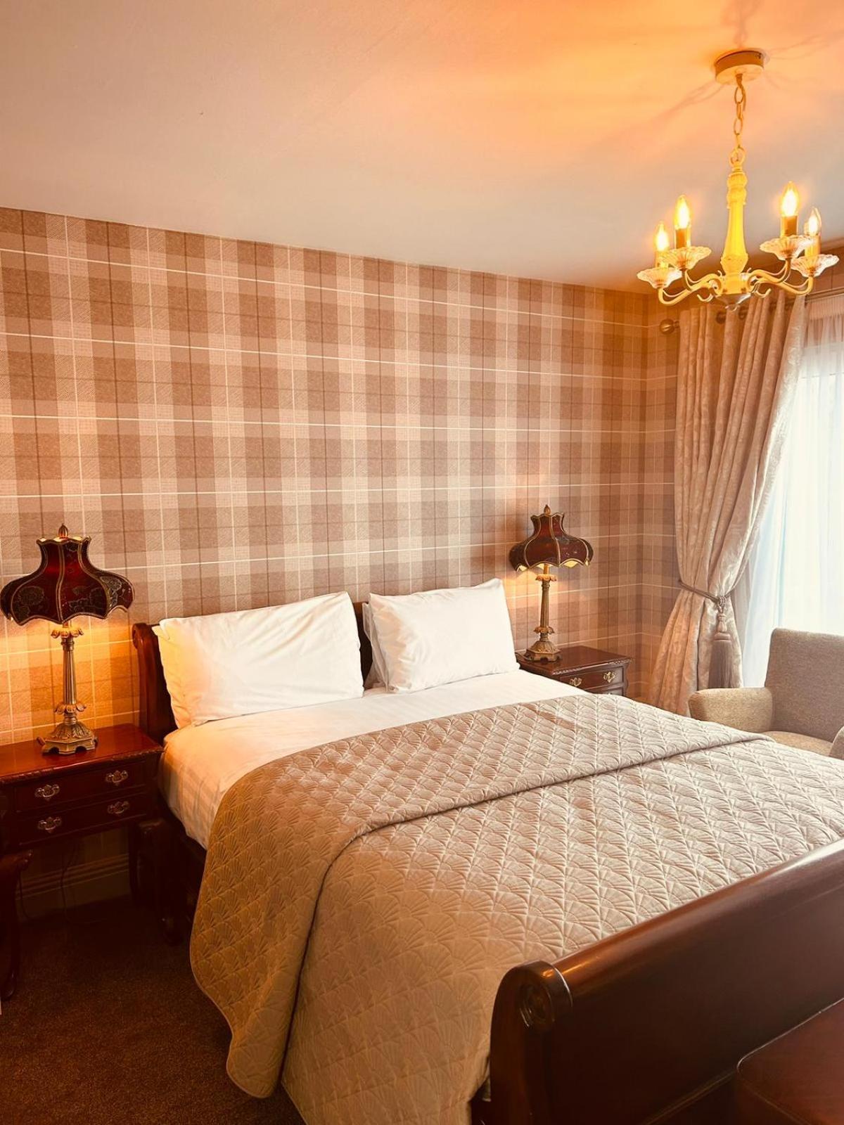 Red Cliff Lodge スパニッシュ・ポイント エクステリア 写真